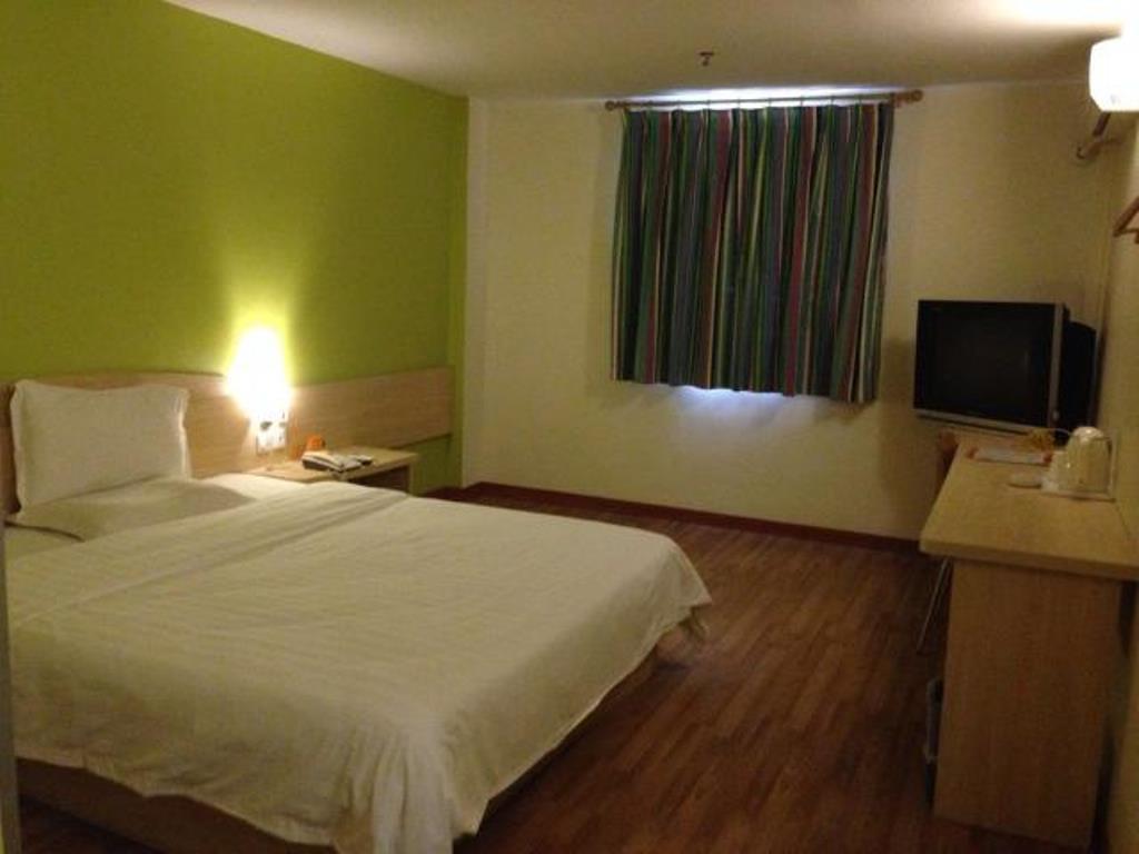 7Days Inn Zhuhai Xiangzhou Fenghuang Branche エクステリア 写真